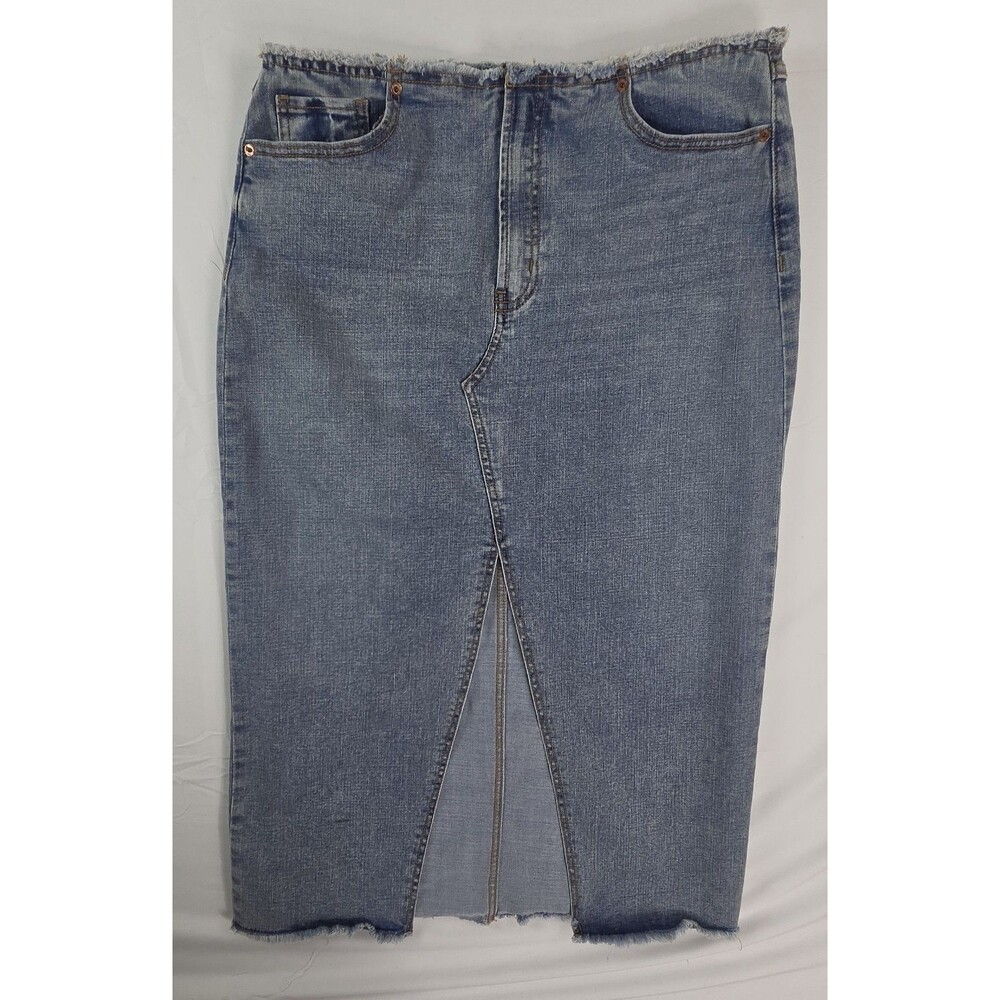 Juicy Couture Denim Midi Skirt Size 8 Dark Wash Y2K Heart Rhinestone Pocket Fray